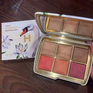NIB Hourglass Ambient Face Palette